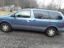 2001 Toyota Sienna