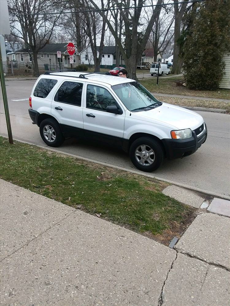 2004 Ford Escape