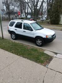 2004 Ford Escape