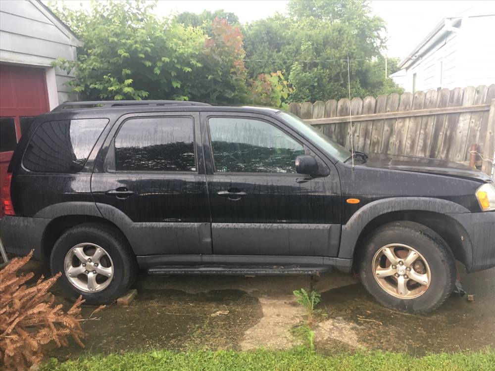 2005 Mazda Tribute