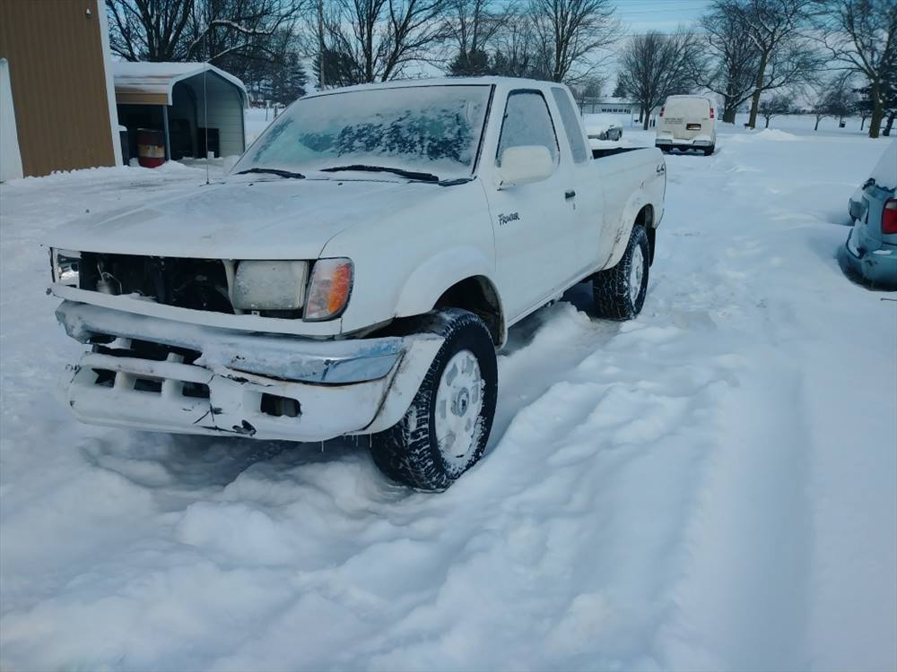 Image of 1999 Nissan Frontier Extended Cab (2 doors) 1999 Nissan Frontier Extended Cab (2 doors)