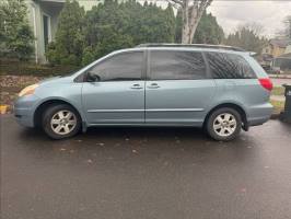 2009 Toyota Sienna
