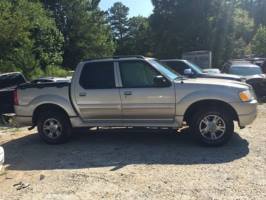 2004 Ford Explorer Sport Trac