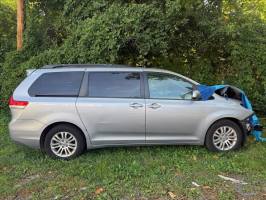2013 Toyota Sienna Alexandria VA 2013 Toyota Sienna Alexandria VA