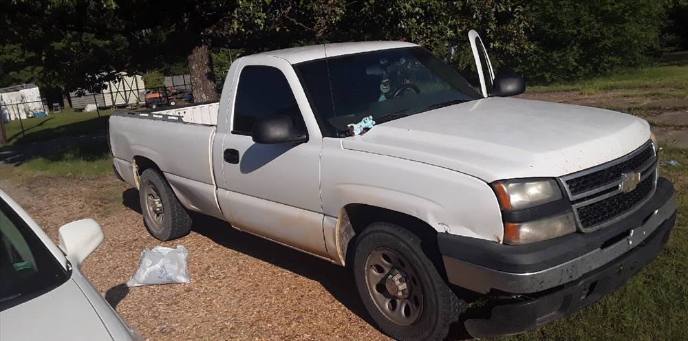 Image of 2006 Chevrolet Silverado Regular Cab (2 doors) 2006 Chevrolet Silverado Regular Cab (2 doors)