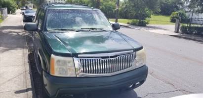 2003 Cadillac Escalade
