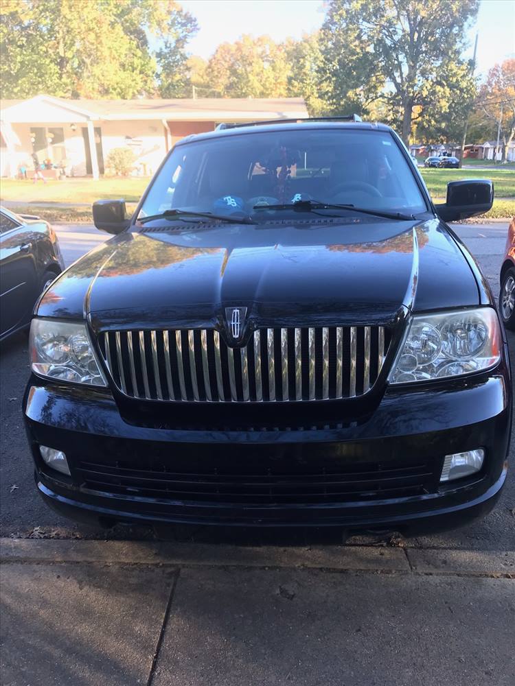 2005 Lincoln Navigator