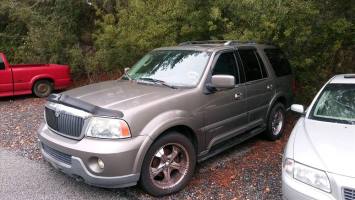 2004 Lincoln Navigator