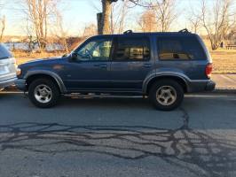 2000 Ford Explorer New Bedford MA