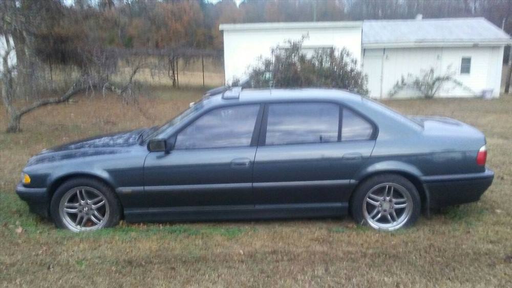 2001 BMW 740