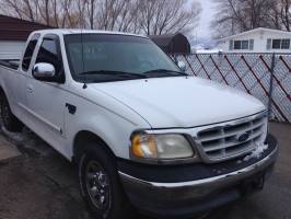 1999 Ford F250 Extended Cab (4 doors)