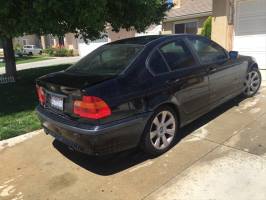 2003 BMW 325 Sedan