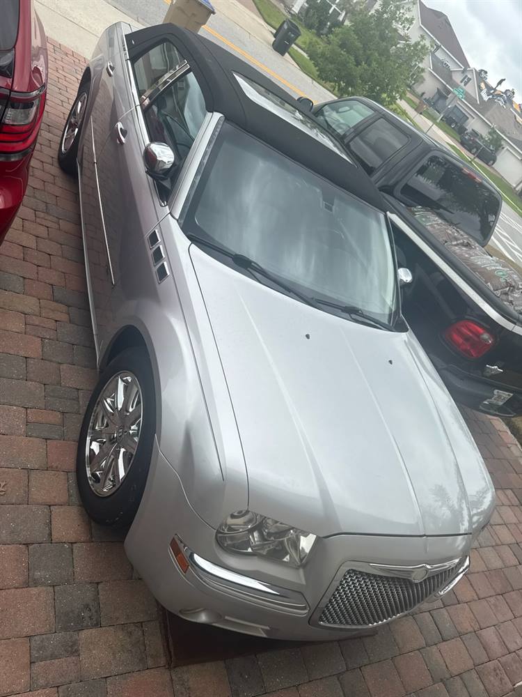 2010 Chrysler 300C