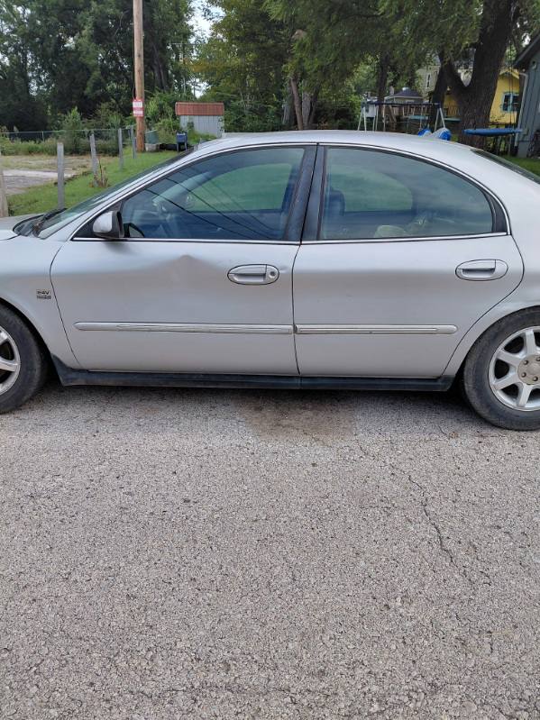 2006 Saturn Ion Sedan