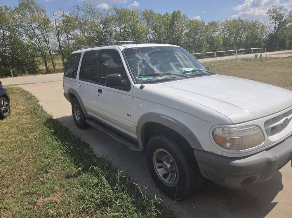 2001 Ford Explorer