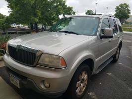 2004 Lincoln Aviator