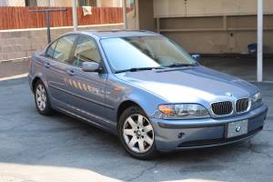 2005 BMW 325 Sedan