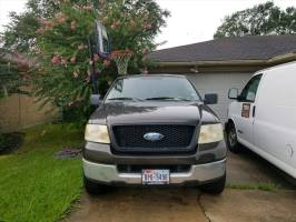 2005 Ford F150 Crew Cab (4 doors)
