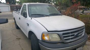 2001 Ford F150 Regular Cab (2 doors)