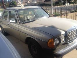 1985 Mercedes-Benz 300 Sedan